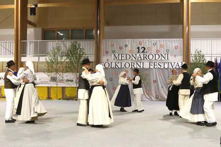 12 MEDNARODNI FOLKLORNI FESTIVAL 50 FOTO LJUBO VUKELIČ